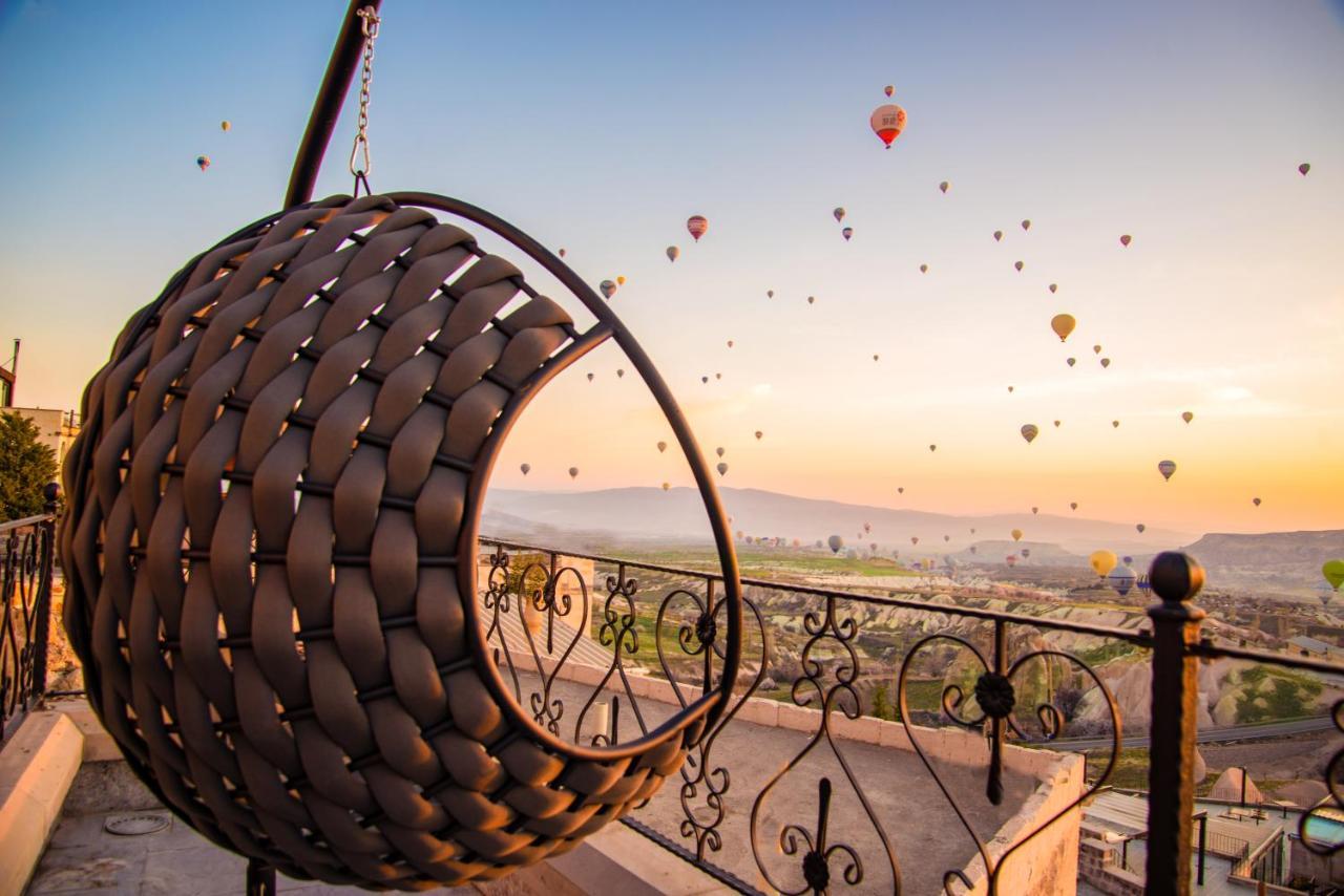 Simera In Cappadocia - Special Class - Best View Rooftop Üchisar Bagian luar foto