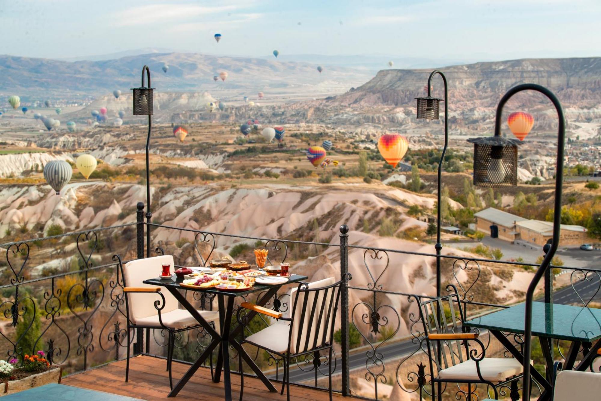 Simera In Cappadocia - Special Class - Best View Rooftop Üchisar Bagian luar foto