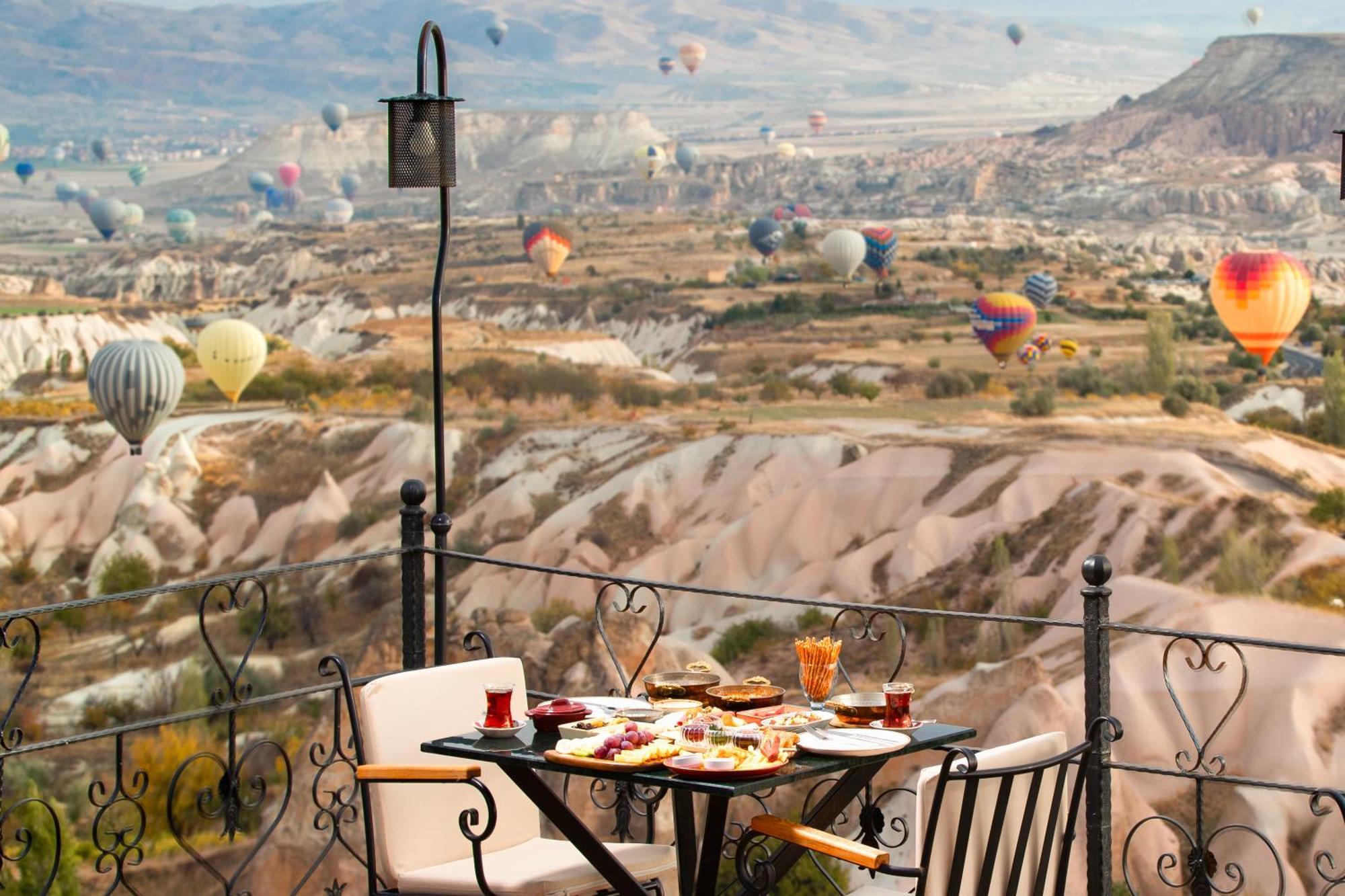 Simera In Cappadocia - Special Class - Best View Rooftop Üchisar Bagian luar foto