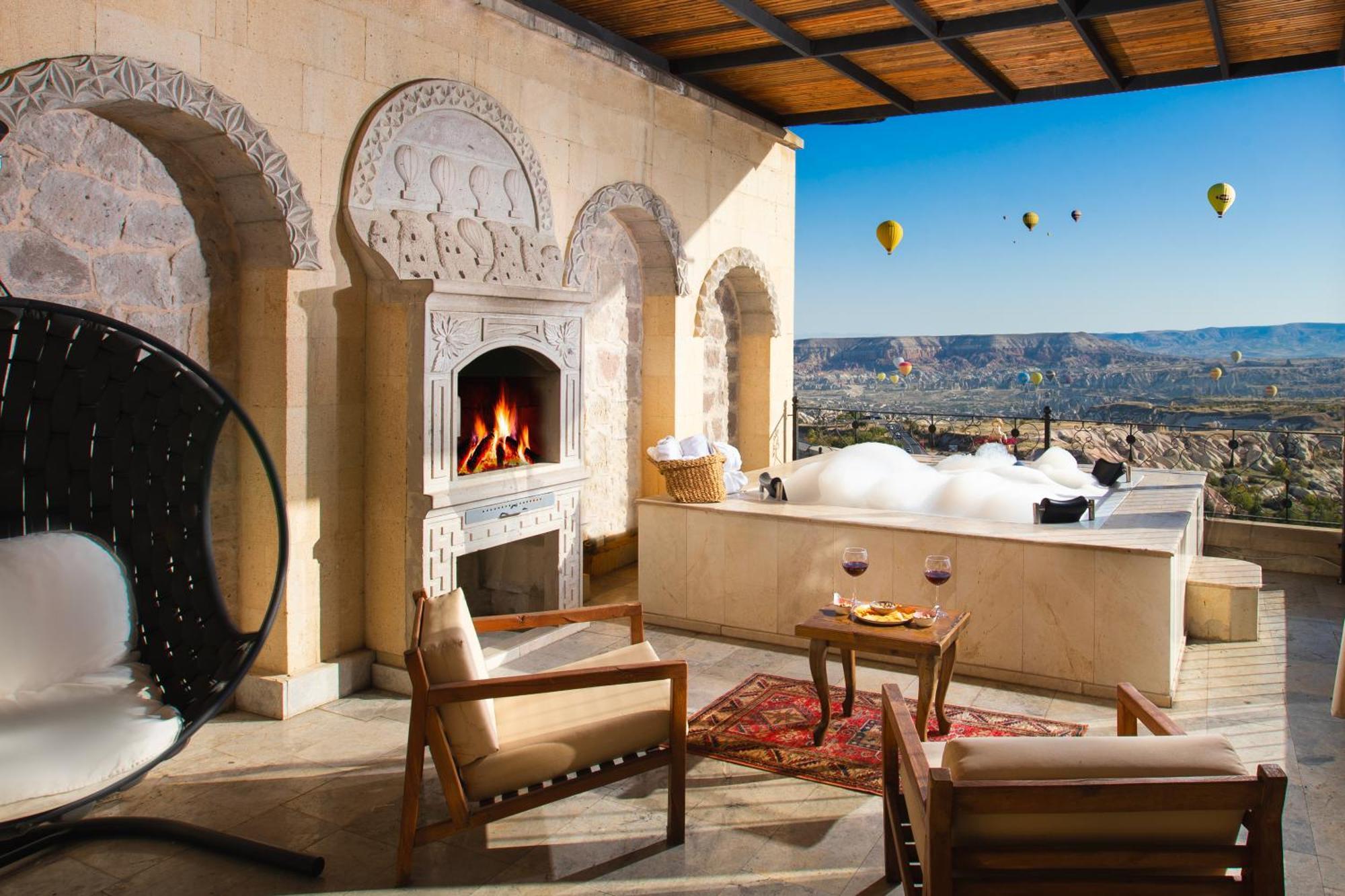 Simera In Cappadocia - Special Class - Best View Rooftop Üchisar Bagian luar foto